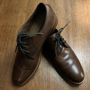 Johnston & Murphy Brown Leather Durby Shoe.